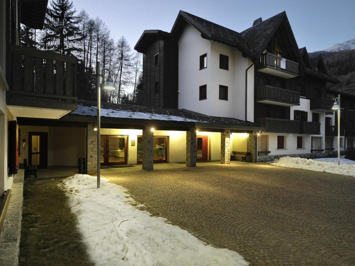 Residenze Holiday Park Villa Ponte Di Legno Esterno foto